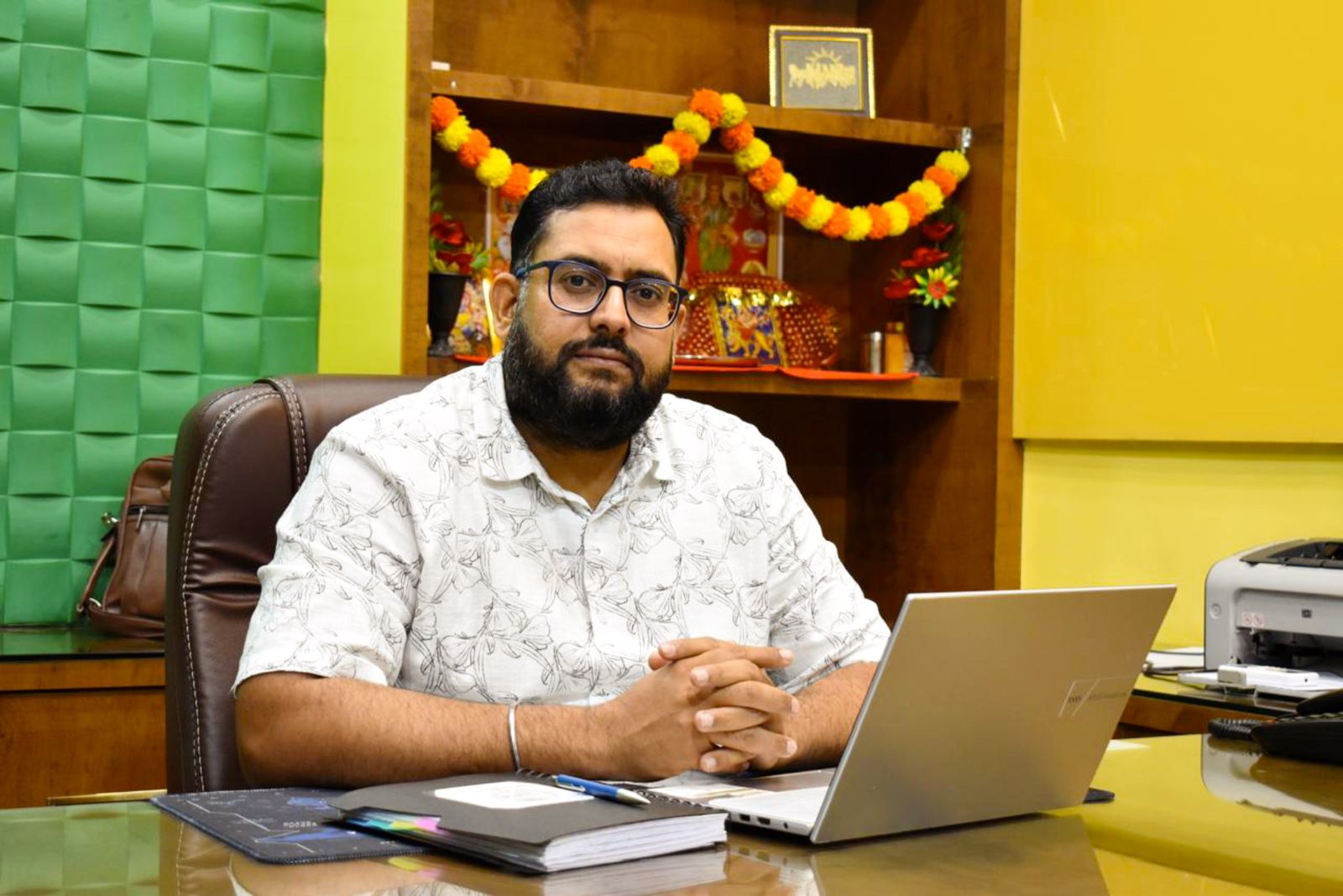 Mr. Sandeep Lamba
